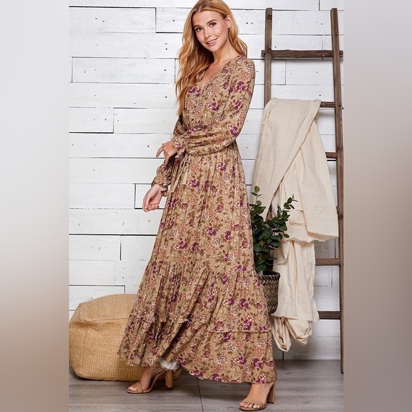 Romantic Floral Forest Fairy Maxi Dress - Picture 4 of 9